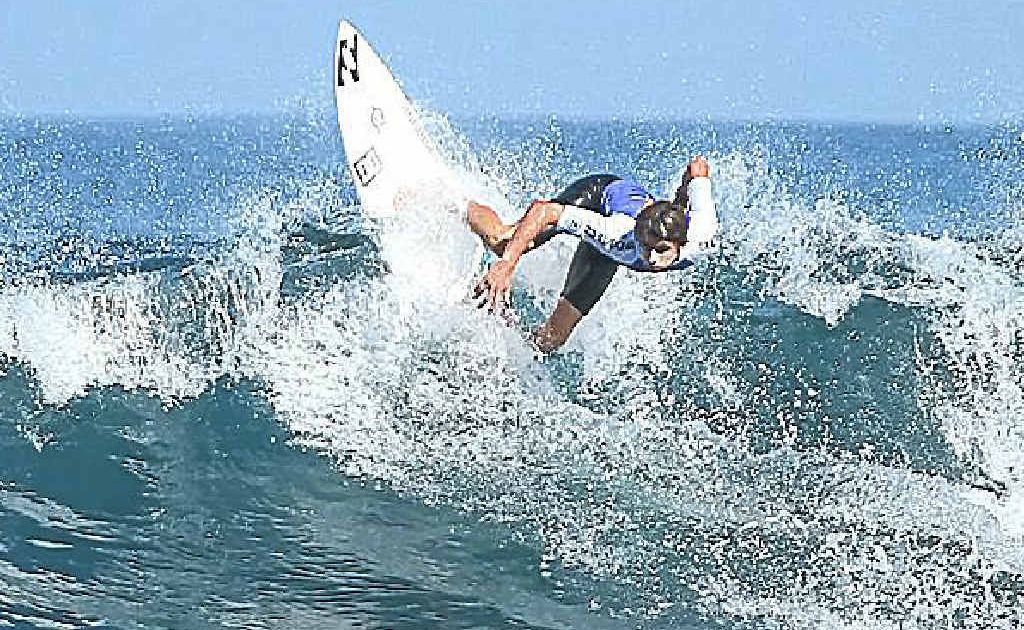 Jeames Young, of Angourie, competing in the U/16 Boys’ final in the Billabong Taj’s Small Fries in Western Australia. Jeames Young, of Angourie, competing in the U/16 Boys’ final in the Billabong Taj’s Small Fries in Western Australia.